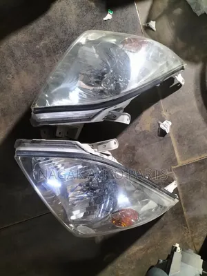 Toyota Land Cruiser Prado 120 Headlight (Used)