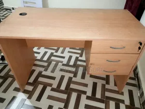 SK Office Desk with Shelves - 1.2m