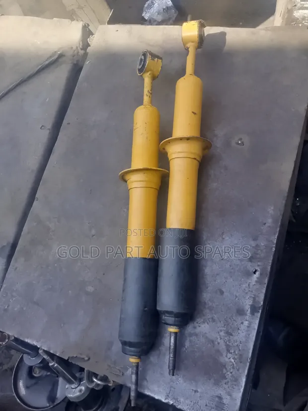 Ex-Japan Front Shock Absorbers for Toyota Prado 120 - 1
