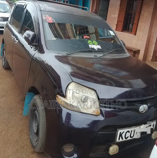 Toyota Sienta 1.5 FWD 2013 Gray - 1