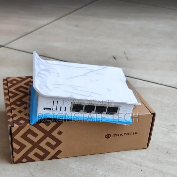 MikroTik hAP Lite RB941 2.4GHz WiFi Router - 1