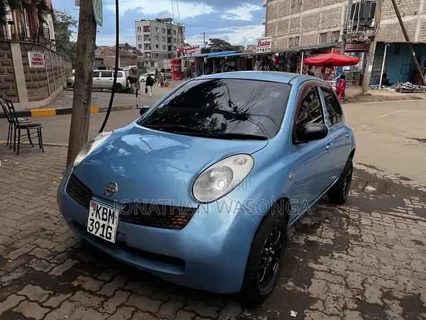Nissan March 2004 Blue - 1