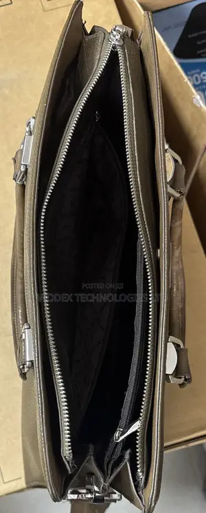 Jinluda Taupe Pebbled Leather Tote Handbag
