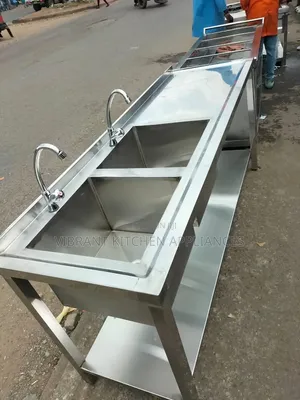 Double Bowl Stainless Steel Commercial Sink with Draining Taps