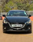 Mazda Demio 2016 Nyeusi - 1