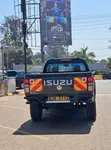 Isuzu D-MAX 2021 Gray - 2