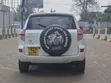 Toyota RAV4 2010 White - 4