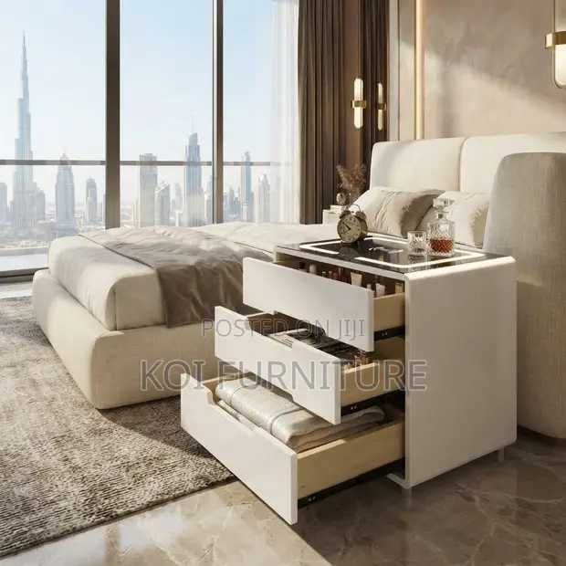 Modern White 3-Drawer Bedside Cabinet - 1