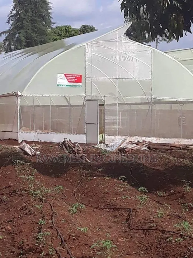 Ufungaji wa Greenhouses na Mifumo ya Umwagiliaji - 1