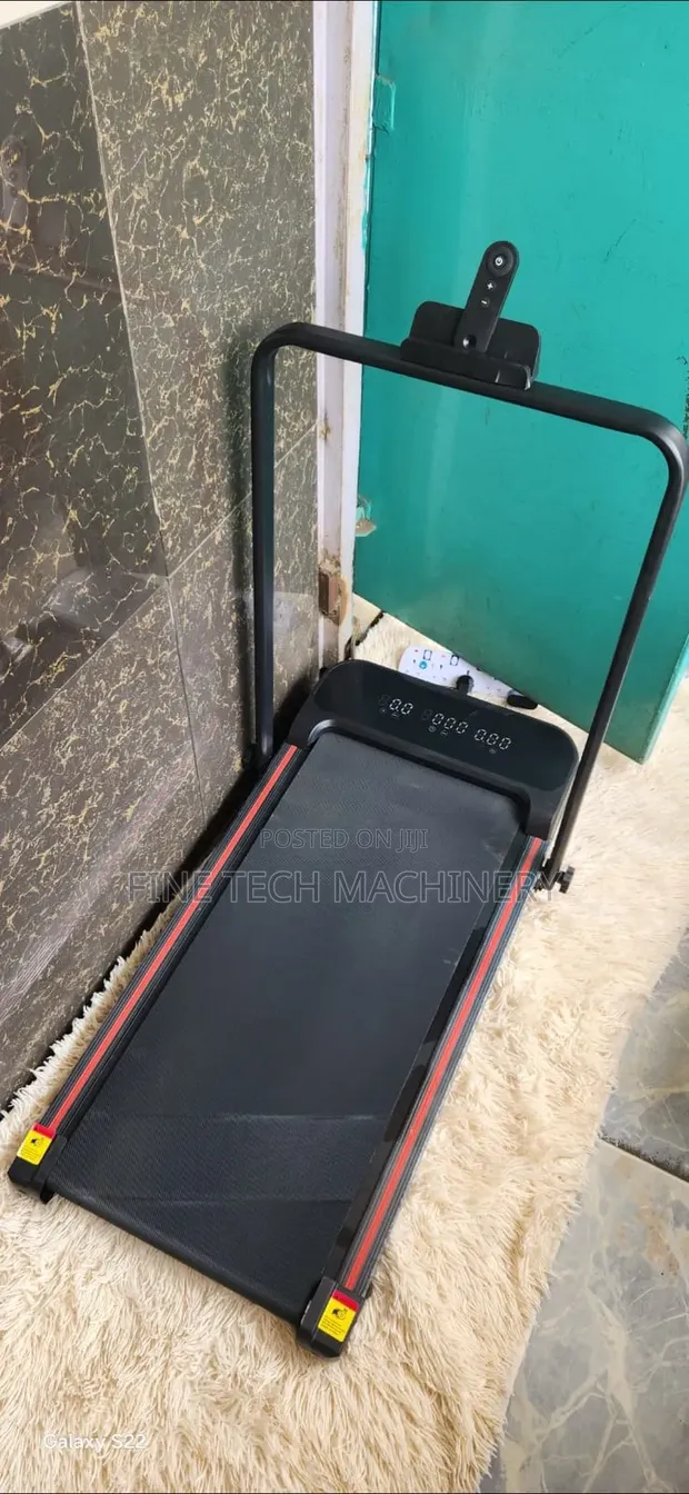 Walking Pad Treadmill - Inayokunjwa na Rahisi Kubeba - 1