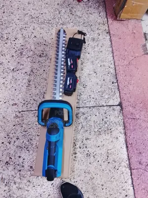 Cordless Hedge Trimmer - Betri 2 Zimejumuishwa