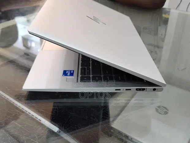 HP EliteBook 830 G9 Laptop 16GB RAM, 256GB SSD - 1