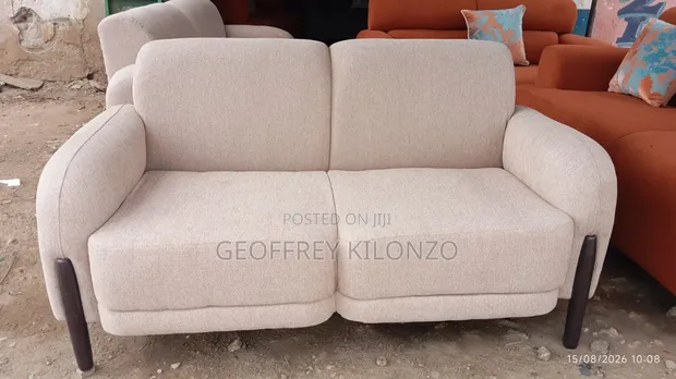 Elegant Luxury 5-Seater Sofa - Cream - 1