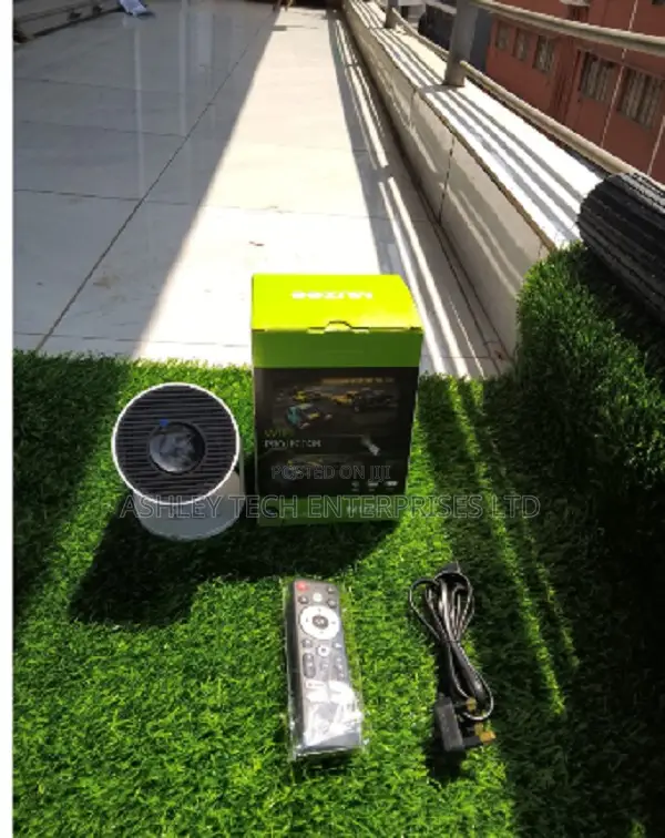 HY300 Portable Mini Projector - 1