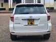 Toyota Vanguard 2010 White - 4