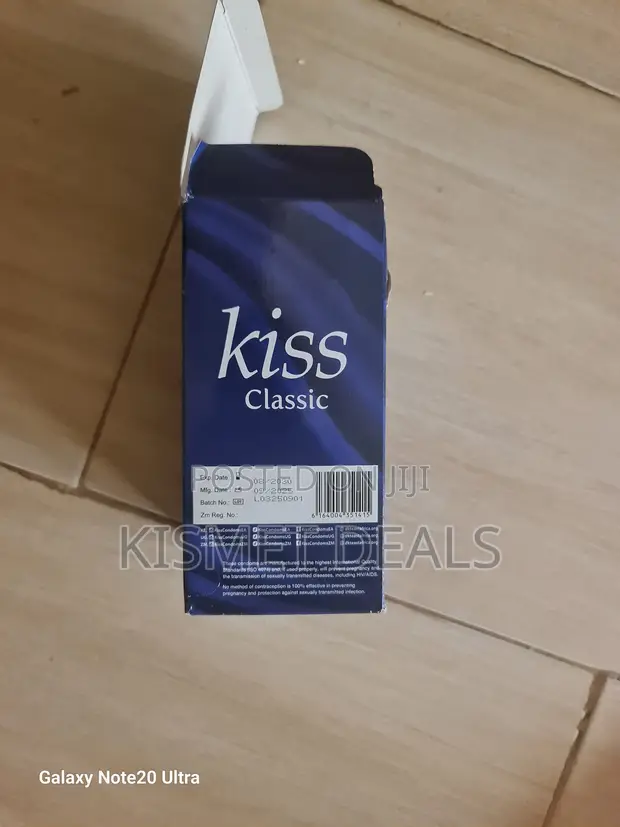 Kiss Ultra Thin Lubricating Condoms - 3 Pack - 1