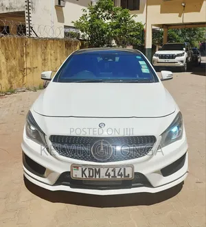Mercedes-Benz GLA-Class 2016