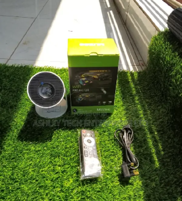 Mini HY300 Smart Home Theater Projector - 1