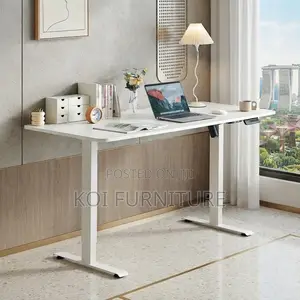Modern Ergonomic White Studio Desk - 1.4m