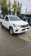 Toyota Hilux 2019 White - 5