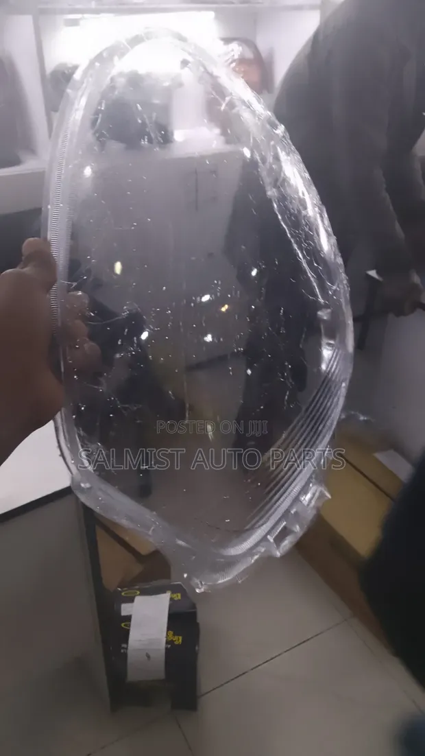 Toyota Passo 2008-2012 Headlight Lens - 1