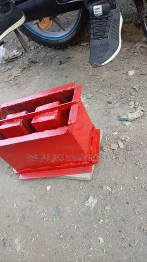 Manual Hollow Block Mould 10 Inch - Heavy Duty