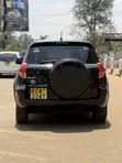 Toyota RAV4 2007 Nyeusi - 3