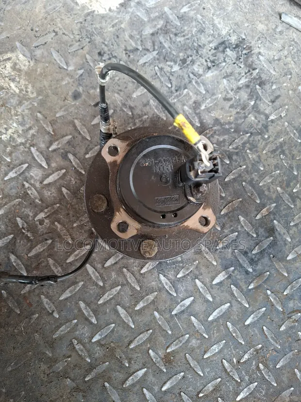 Mazda Premacy Rear Hub (2WD) - 1