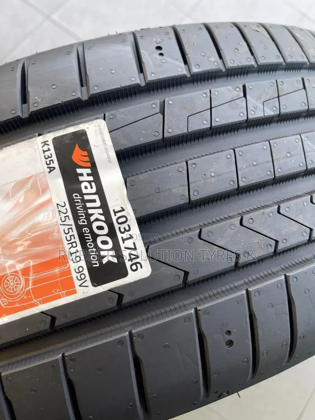 225/55 R19 Hankook Ventus Prime 4 99V Tyres - 1