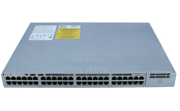 Cisco Catalyst 9200 Series 24-Port Network Switch - 1