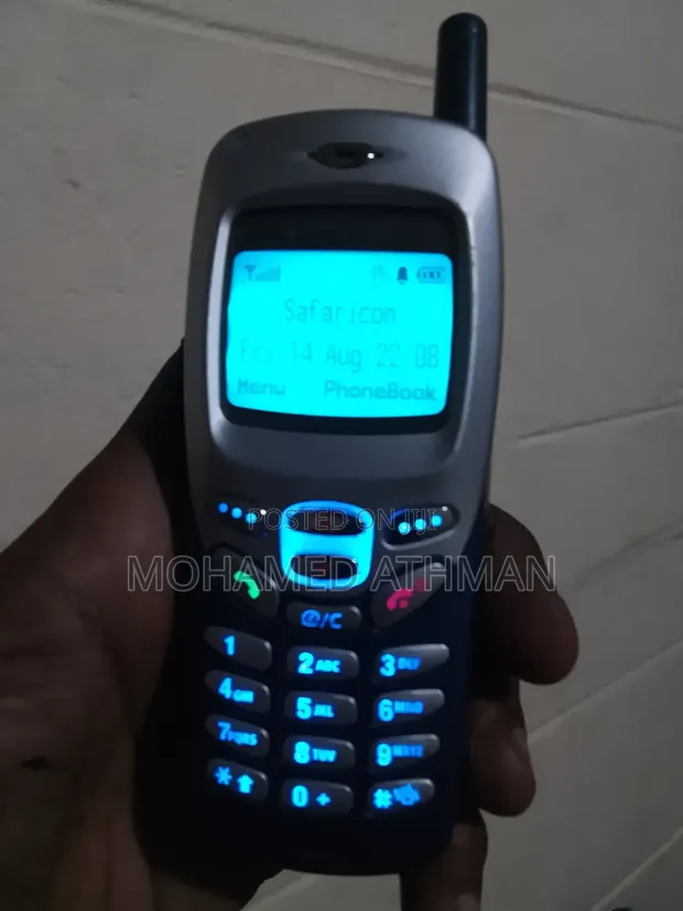 Samsung R220 Bluu - 1