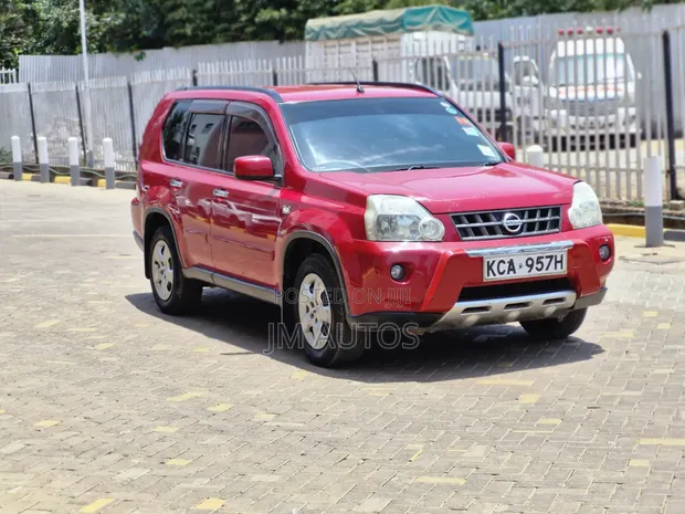 Nissan X-Trail 2007 Red - 1