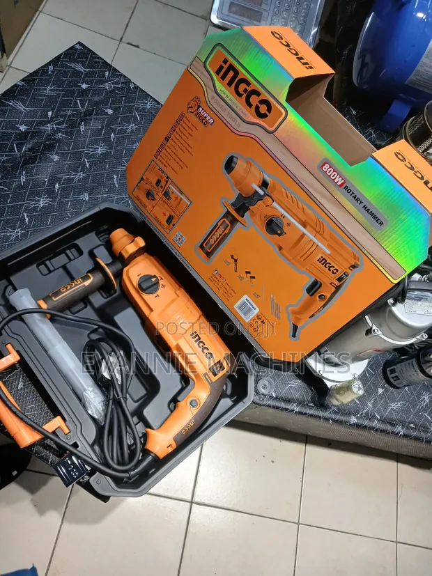 Ingco RGH9028 800W 26mm Rotary Hammer Drill - 1