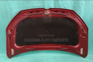 Volkswagen Golf Touran Bonnet (2011)