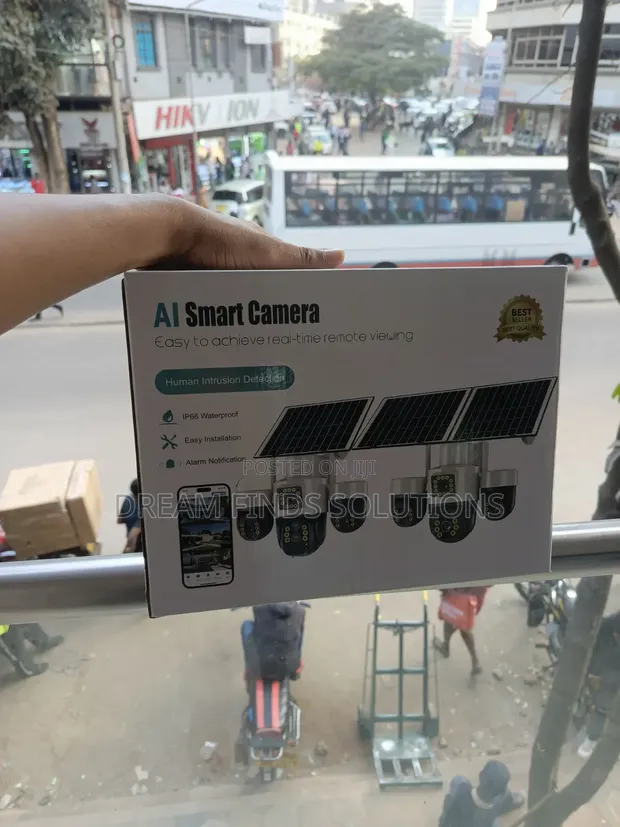 Solar Powered 3-Lens PTZ Wireless CCTV Camera - 1