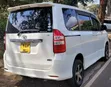 Toyota Noah 2012 White - 3
