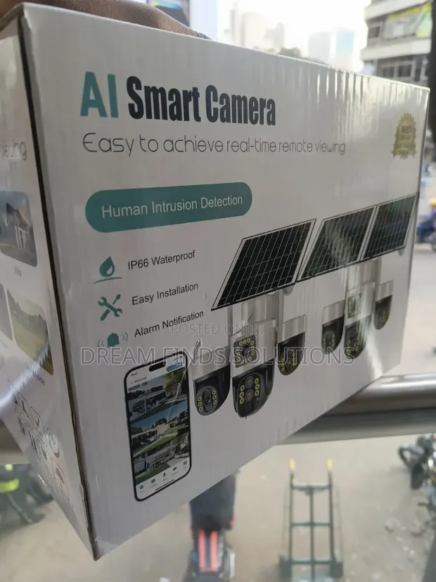 CCTV ya Nje ya Akili ya Solar yenye Lensi 3 bila Waya - 1
