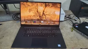 Laptopi ya Dell Precision 5540 - Intel Core i9, 8GB RAM, 256GB SSD