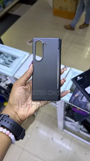Samsung Galaxy Z Fold 5 Slim Matte Hard Case