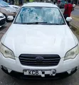 Subaru Outback 2010 White - 3