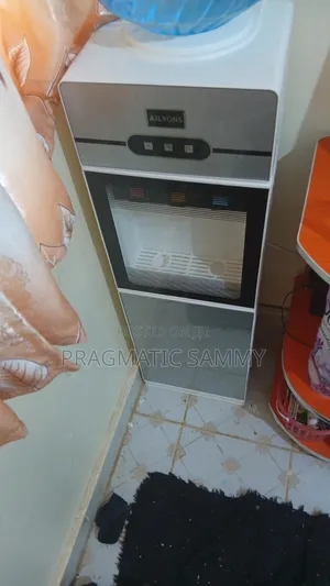 Ailyons Hot & Cold Water Dispenser - Brand New
