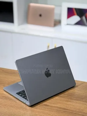 Apple MacBook Pro 14" M1 Pro, 16GB RAM, 512GB SSD