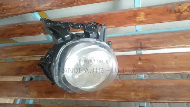 Nissan Juke Headlights (Used) - 1