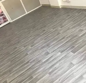 Modern Interior Vinyl Flooring - Wooden Design
