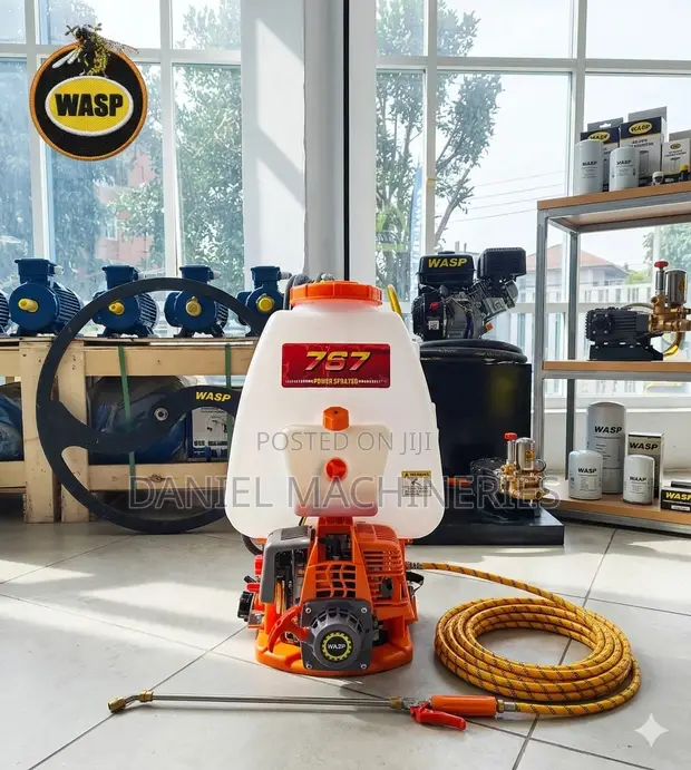 Wasp 4-Stroke Engine Sprayer - 1