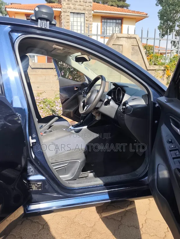 Mazda Demio 2015 Blue - 1