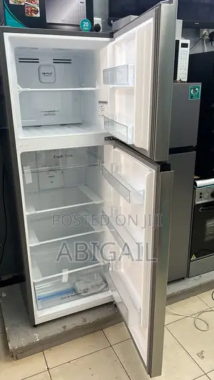 Hisense Double Door Refrigerator 203L No Frost