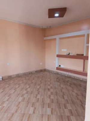 7 Bedroom Maisonette for Rent in Kamakis