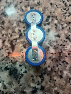 Betri za Lithium Zinazochajiwa 3.7V