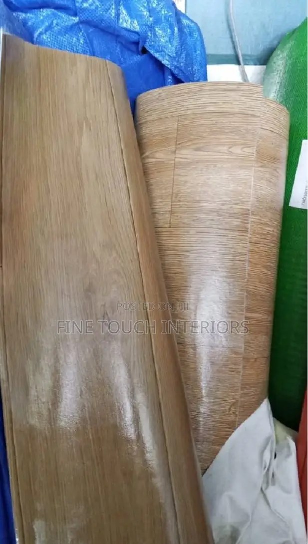Stylish Timber Effect Vinyl Flooring - 1